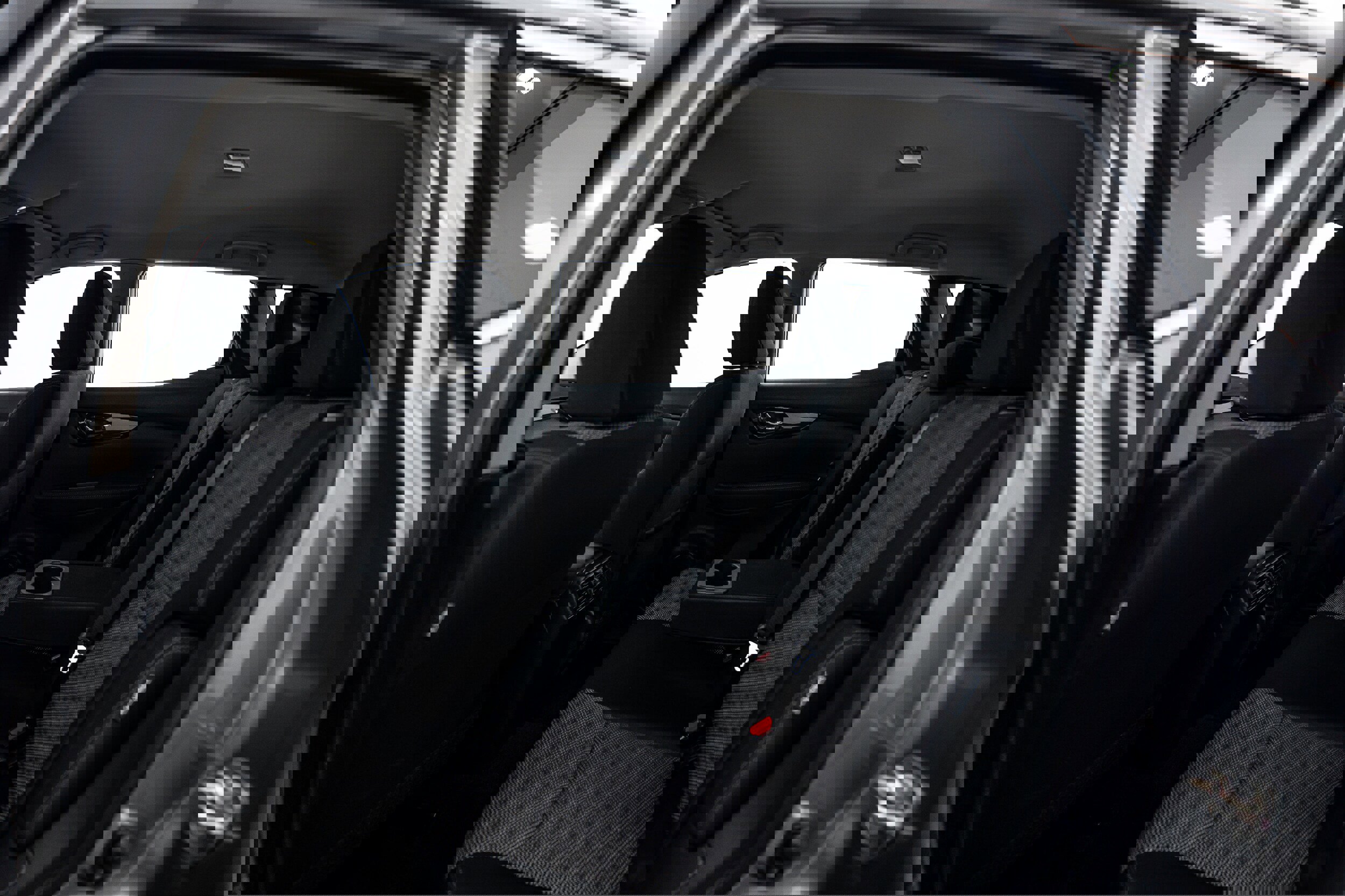 Used 2020 Nissan Rogue Sport SV w/ All-Weather Package image 18