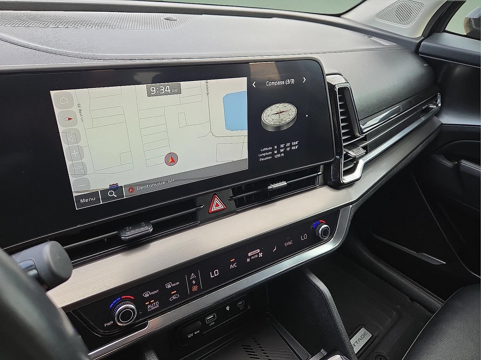 Used 2024 Kia Sportage EX AWD/4WD image 16