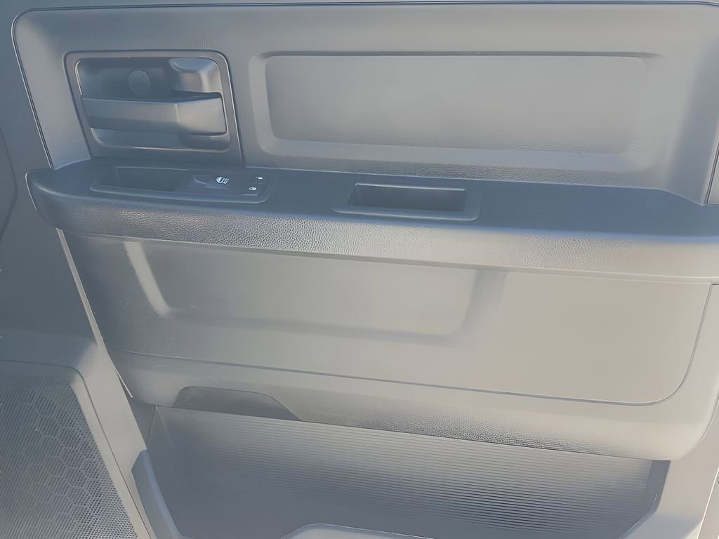 Used 2019 RAM 1500 Express w/ Express Value Package image 43