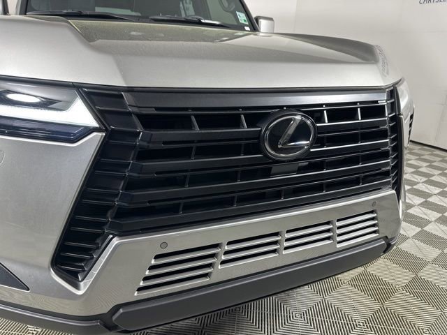 Used 2024 Lexus GX 550 w/ Cold Area Package image 5