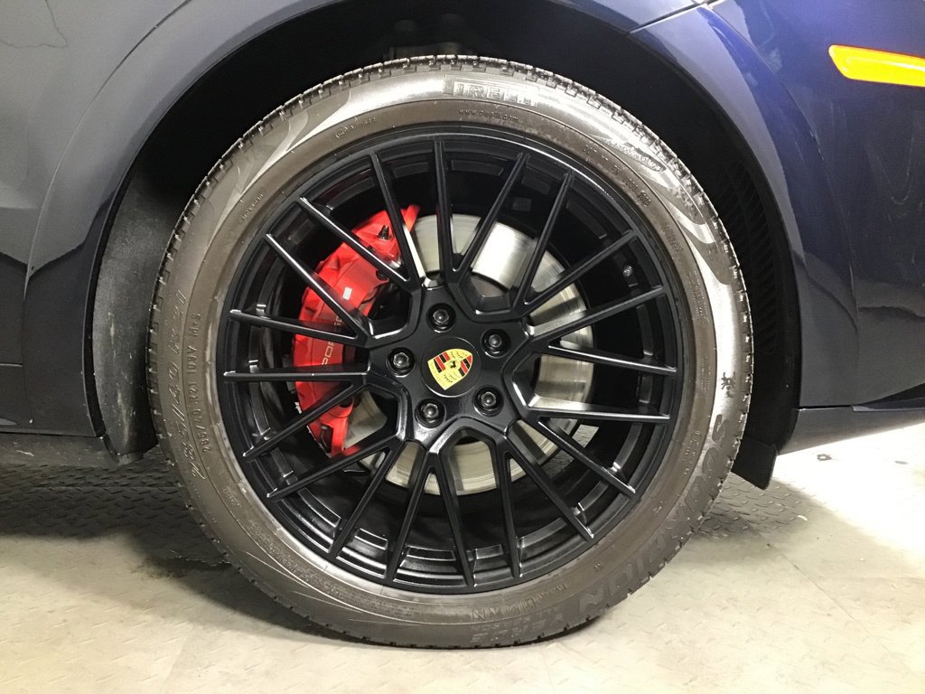 Certified 2021 Porsche Cayenne GTS AWD/4WD image 14