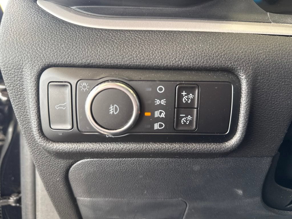 Certified 2023 Ford Explorer XLT w/ Equipment Group 202A AWD/4WD image 17
