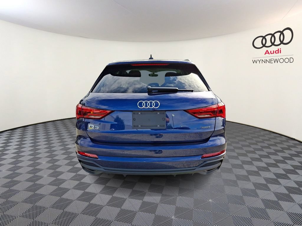 Certified 2024 Audi Q3 2.0T Premium Plus w/ Premium Plus Package AWD/4WD image 5