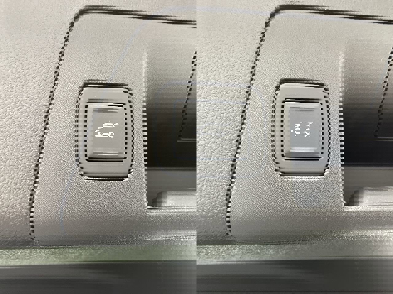 Certified 2024 Buick Envision Avenir image 34