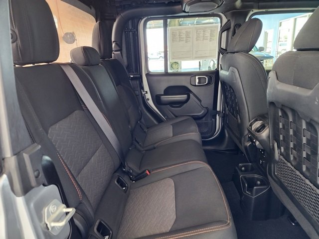 Used 2021 Jeep Gladiator Mojave w/ Cold Weather Group image 13