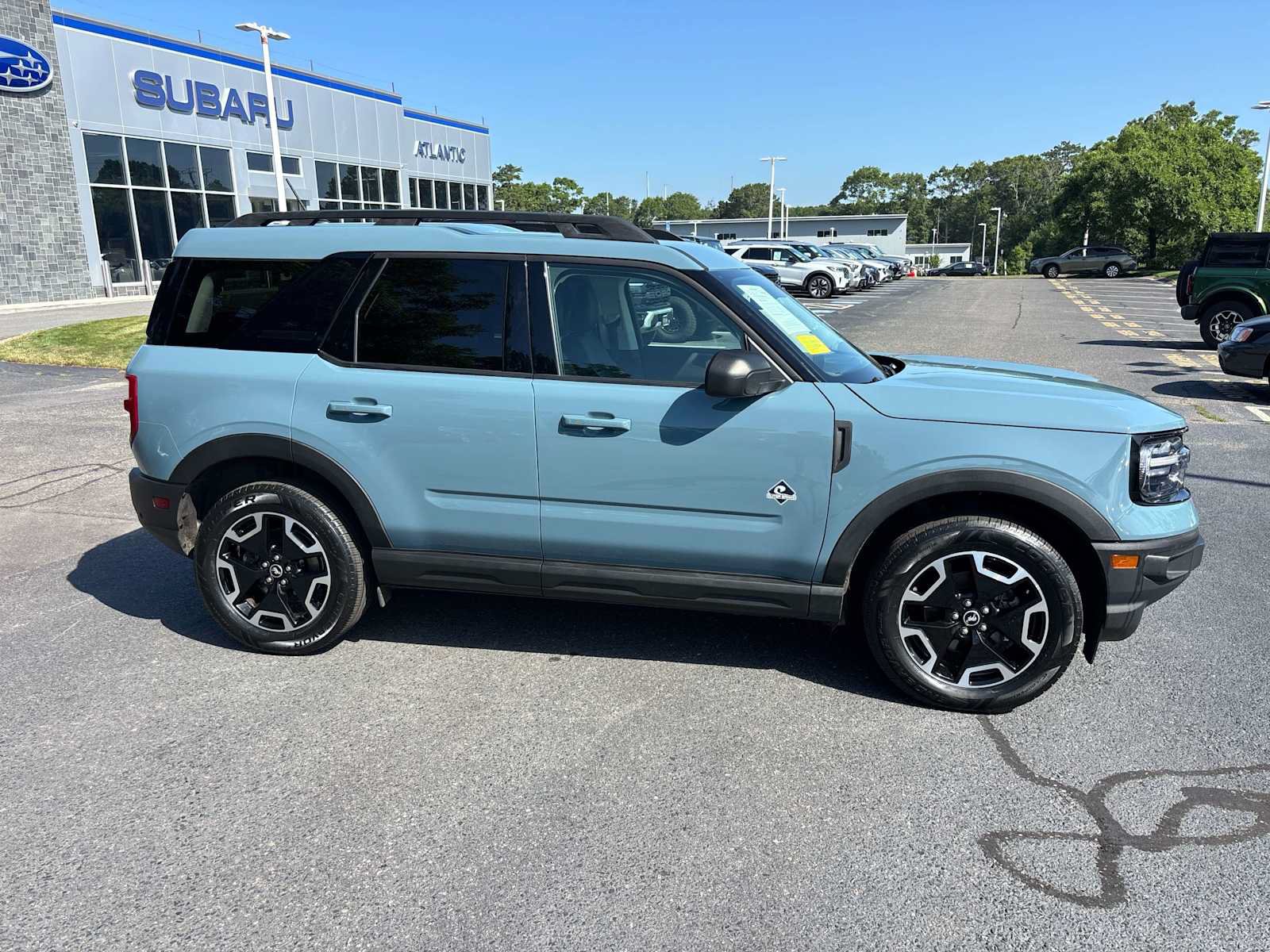 Used 2023 Ford Bronco Sport Outer Banks w/ Tech Package AWD/4WD image 2