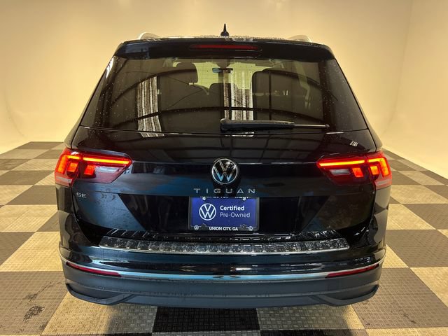 Certified 2023 Volkswagen Tiguan SE FWD image 4