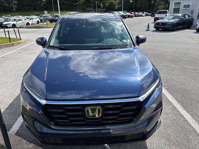 Used 2024 Honda CR-V EX image 3