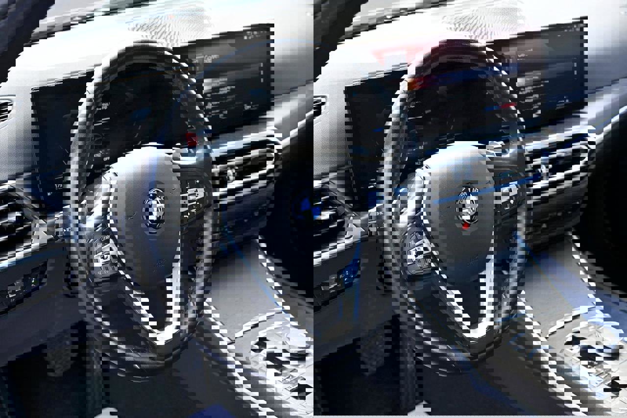 Used 2024 BMW 330i Sedan image 8