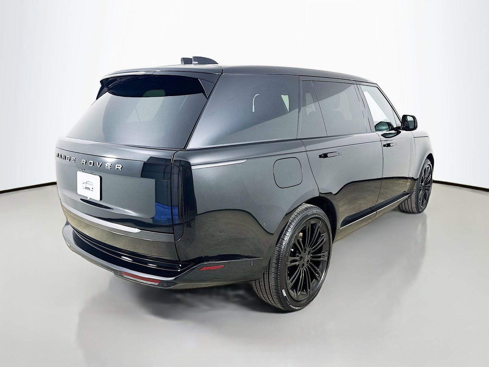 New 2026 Land Rover Range Rover Long Wheelbase SE AWD/4WD image 5
