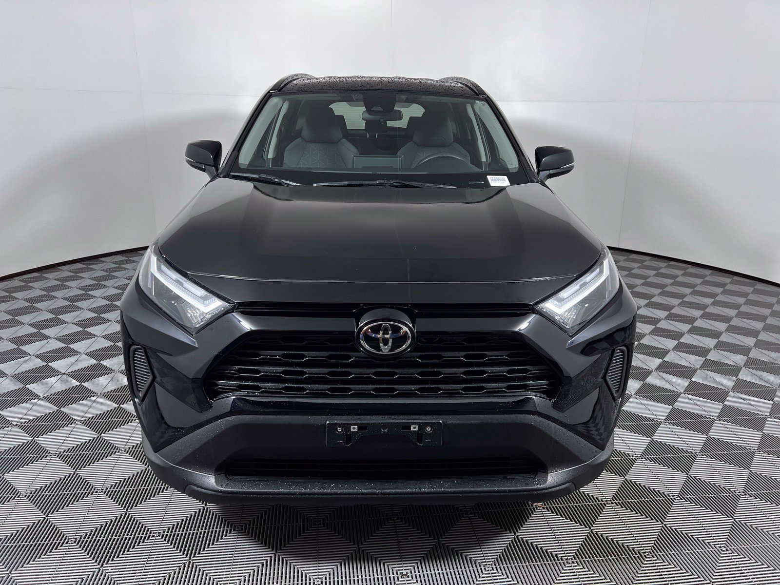 Certified 2025 Toyota RAV4 XLE FWD image 2