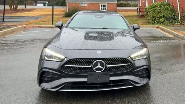 Used 2025 Mercedes-Benz CLE 300 4MATIC Coupe image 5