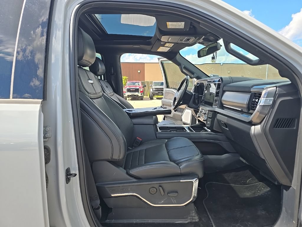 Used 2026 Ford F250 Platinum AWD/4WD image 17