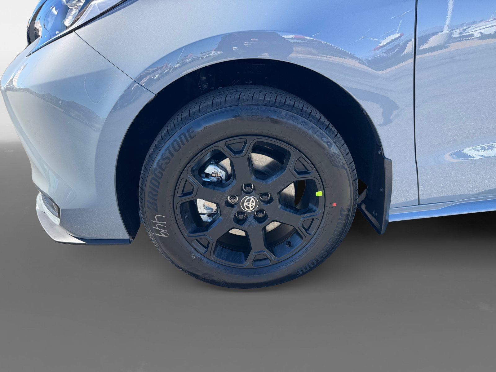New 2026 Toyota Sienna XLE Woodland Edition AWD/4WD image 14
