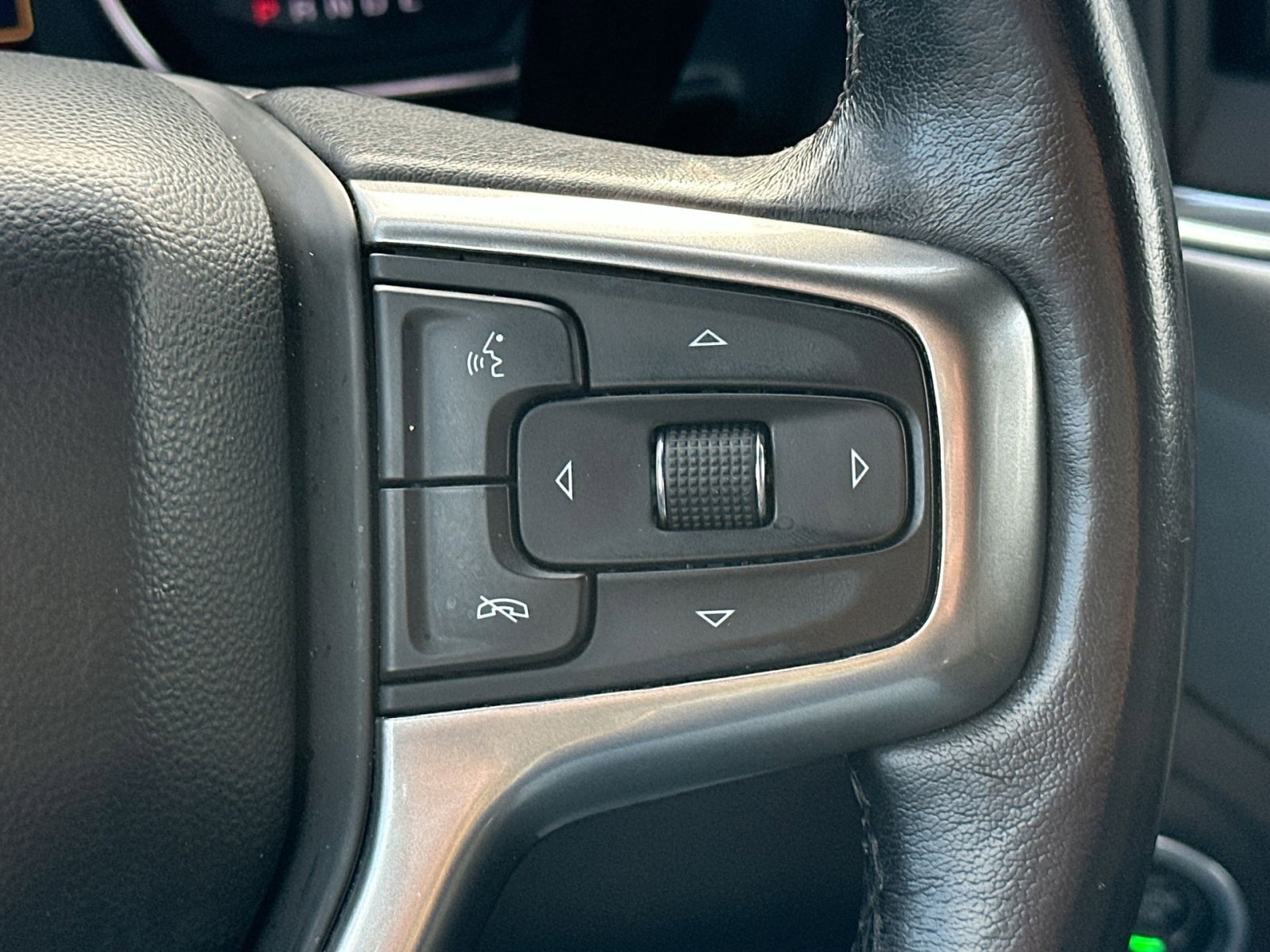 Used 2022 Chevrolet Silverado 1500 LT image 21