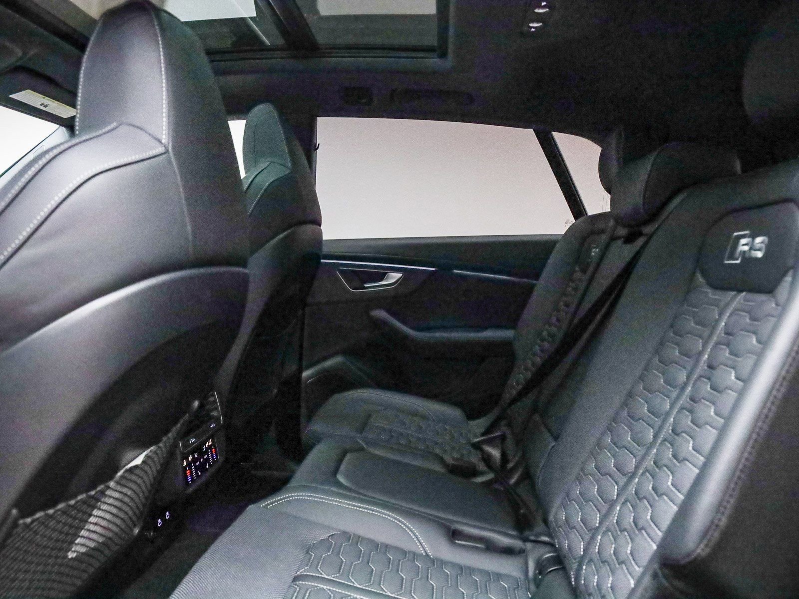 New 2026 Audi RS Q8 performance image 29