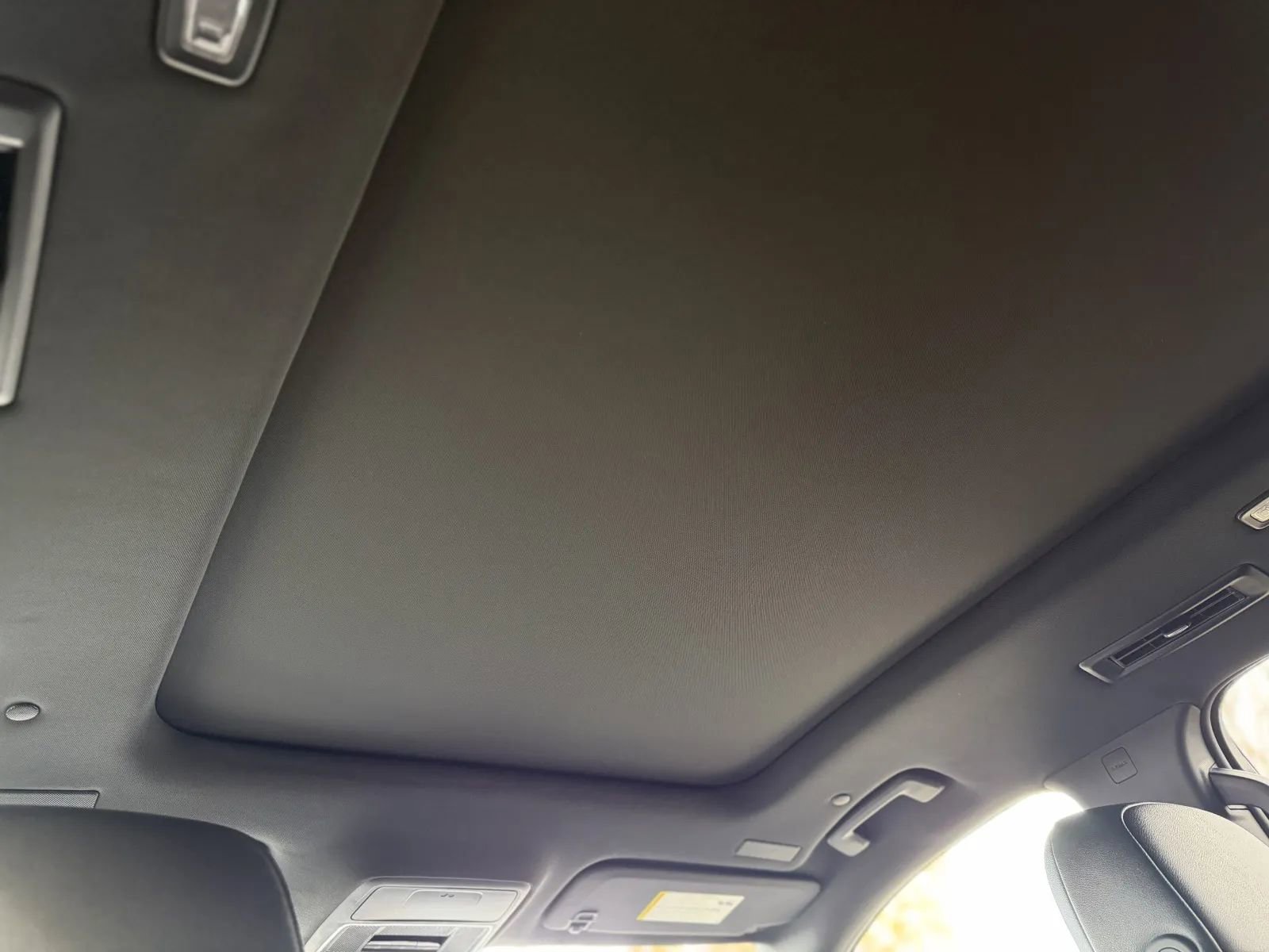 Used 2024 Chevrolet Traverse RS image 22