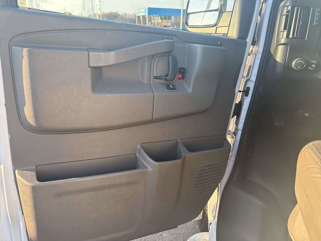 Used 2023 Chevrolet Express 2500 w/ Driver Convenience Package RWD image 20