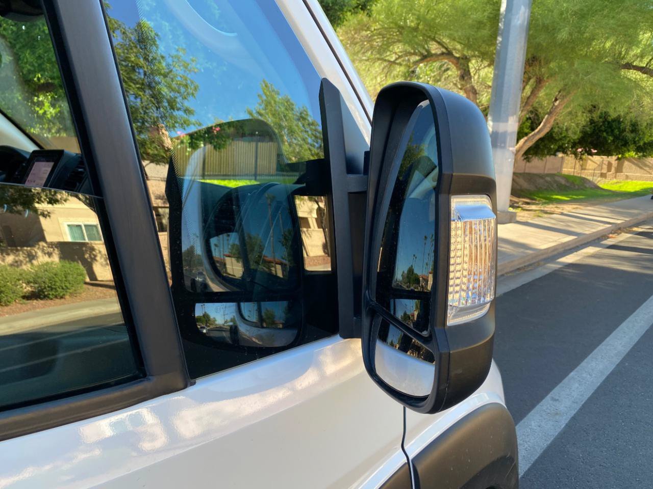 Used 2025 RAM ProMaster 2500 w/ U-Haul Equipment Group FWD image 18