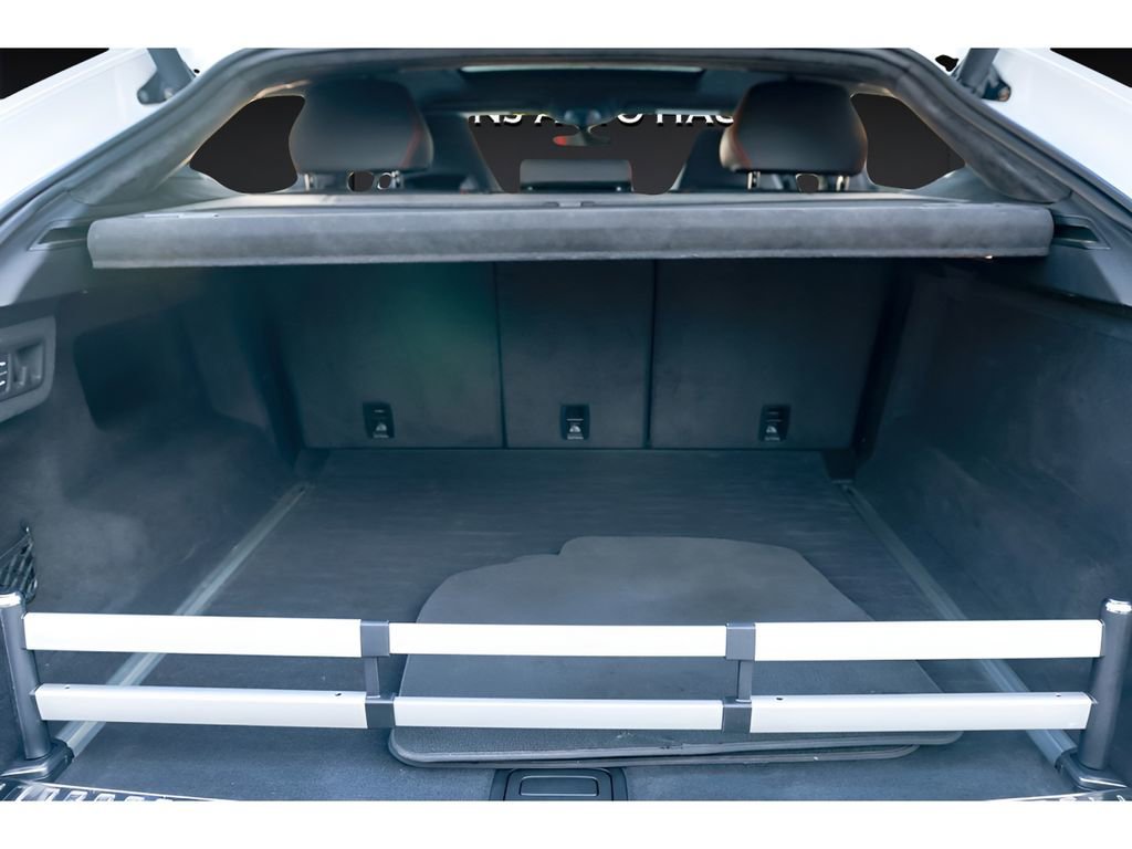 Used 2023 Lamborghini Urus S image 33