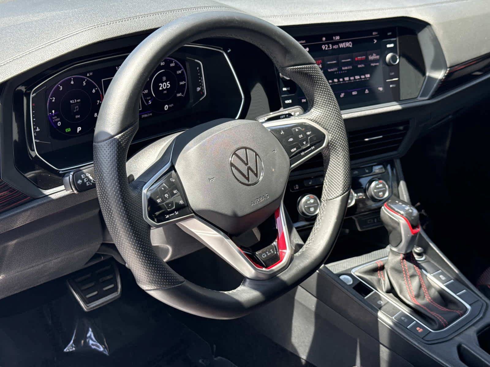 Used 2022 Volkswagen Jetta GLI Autobahn FWD image 2