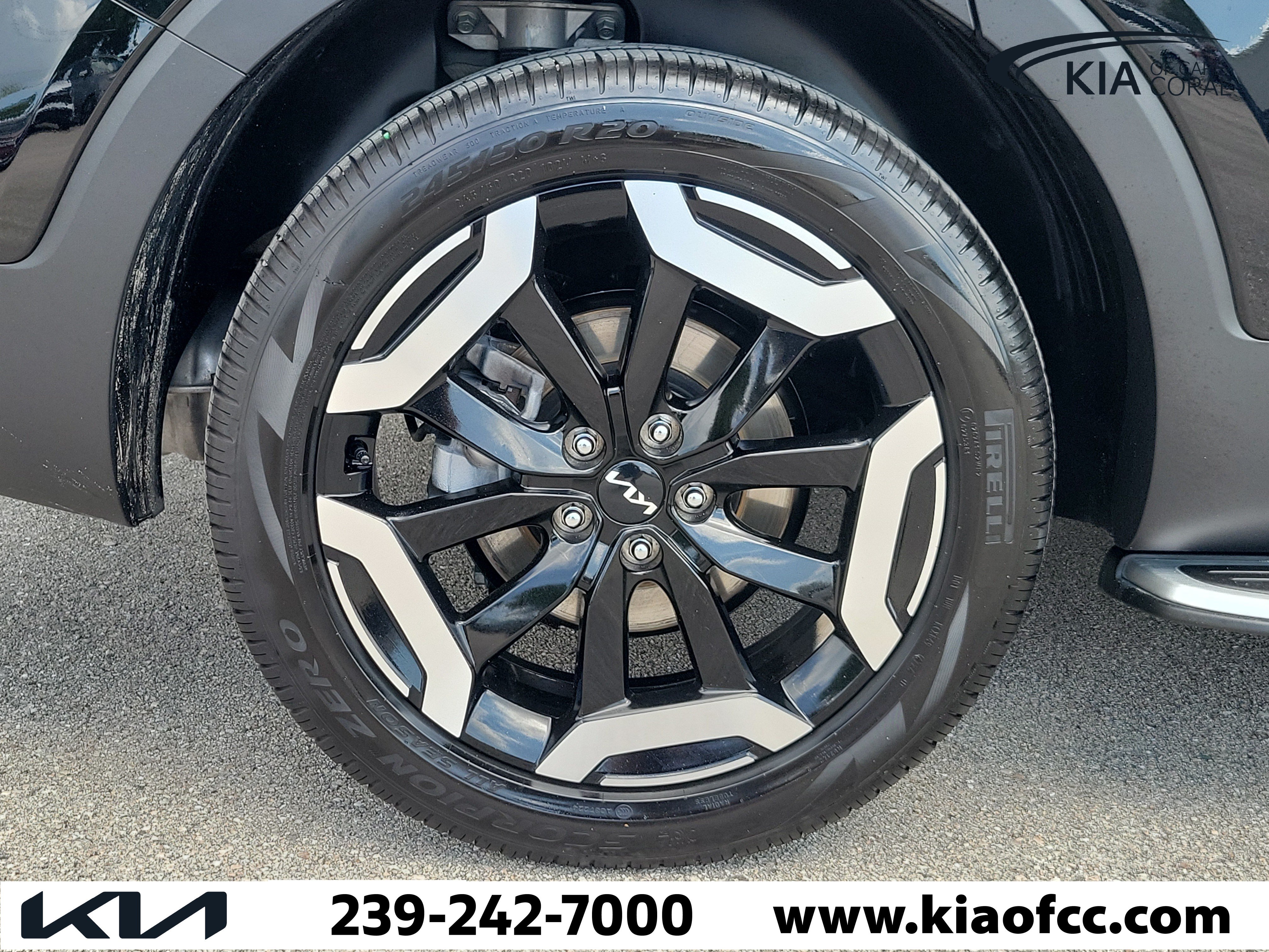 Certified 2025 Kia Telluride EX FWD image 9