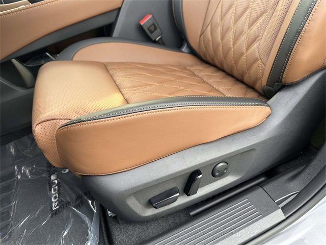 New 2026 Nissan Rogue Platinum image 15