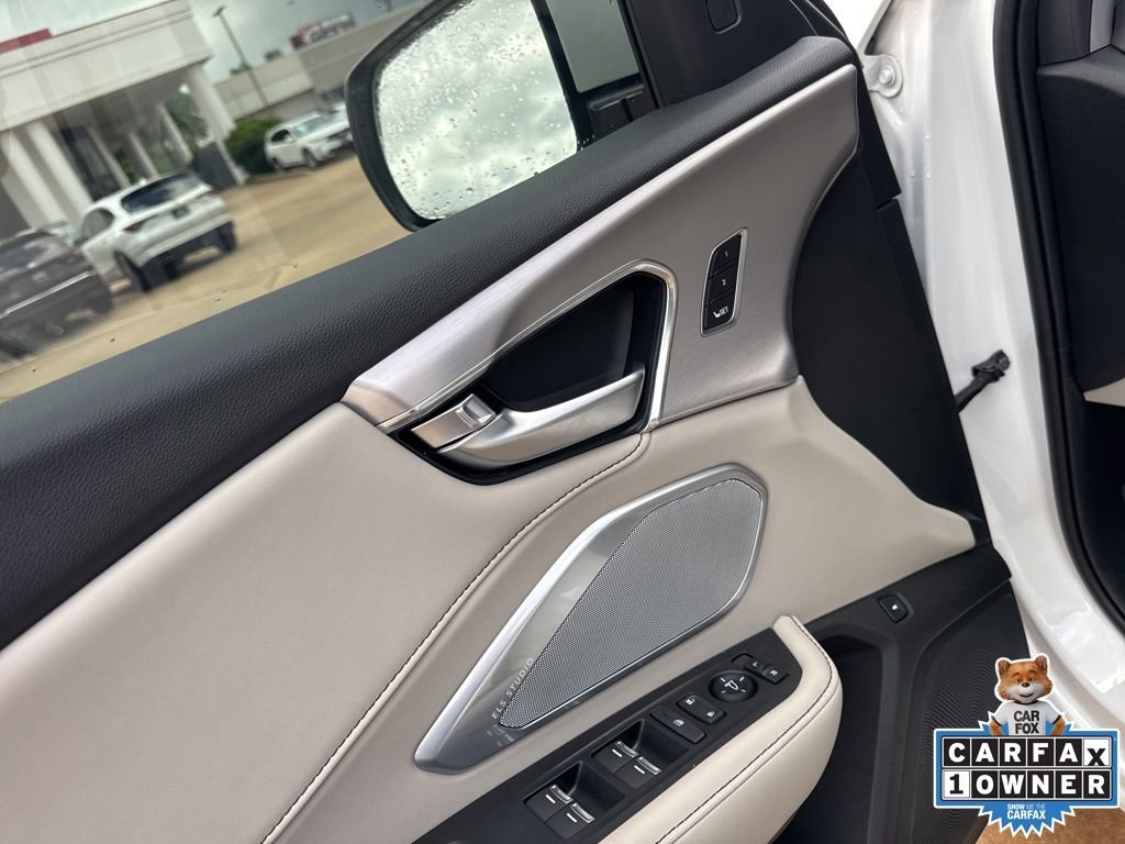 Certified 2025 Acura RDX w/ Technology Package image 11