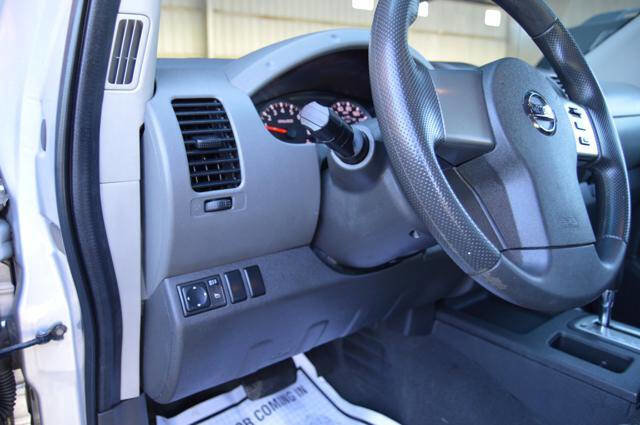 Used 2008 Nissan Xterra S w/ Supplemental Air Bag Pkg RWD image 25