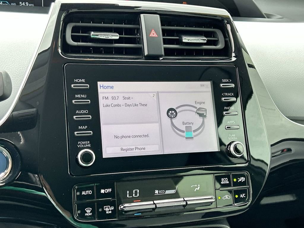 Used 2020 Toyota Prius XLE image 25