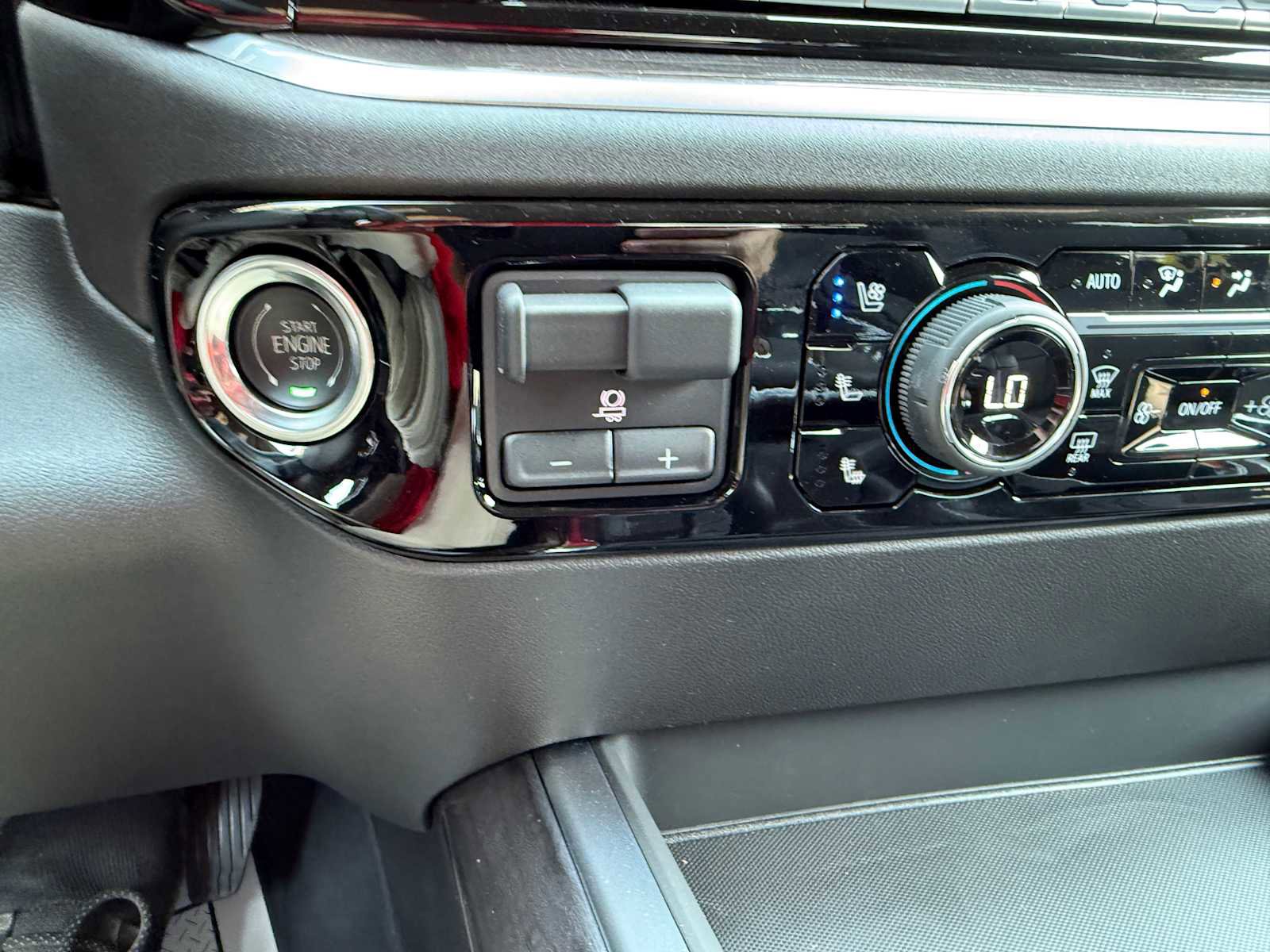 New 2026 Chevrolet Silverado 1500 LTZ w/ Z71 Off-Road Package image 13