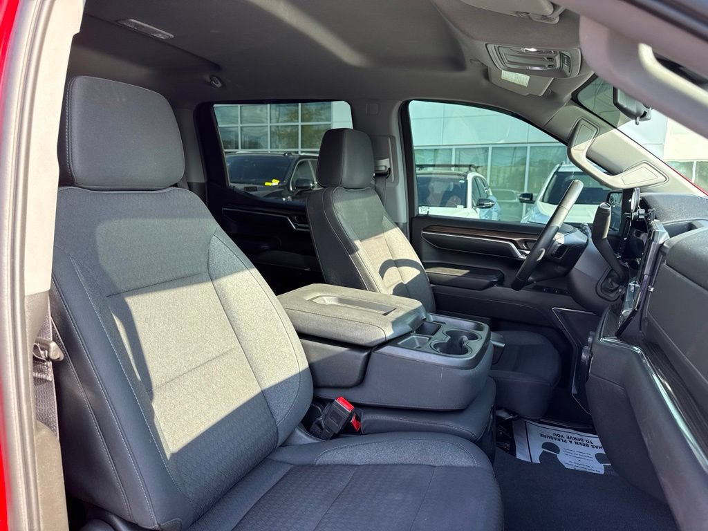 Used 2023 Chevrolet Silverado 1500 RST AWD/4WD image 18