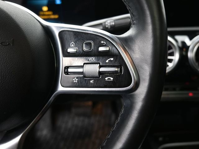 Used 2023 Mercedes-Benz CLA 250 4MATIC image 2