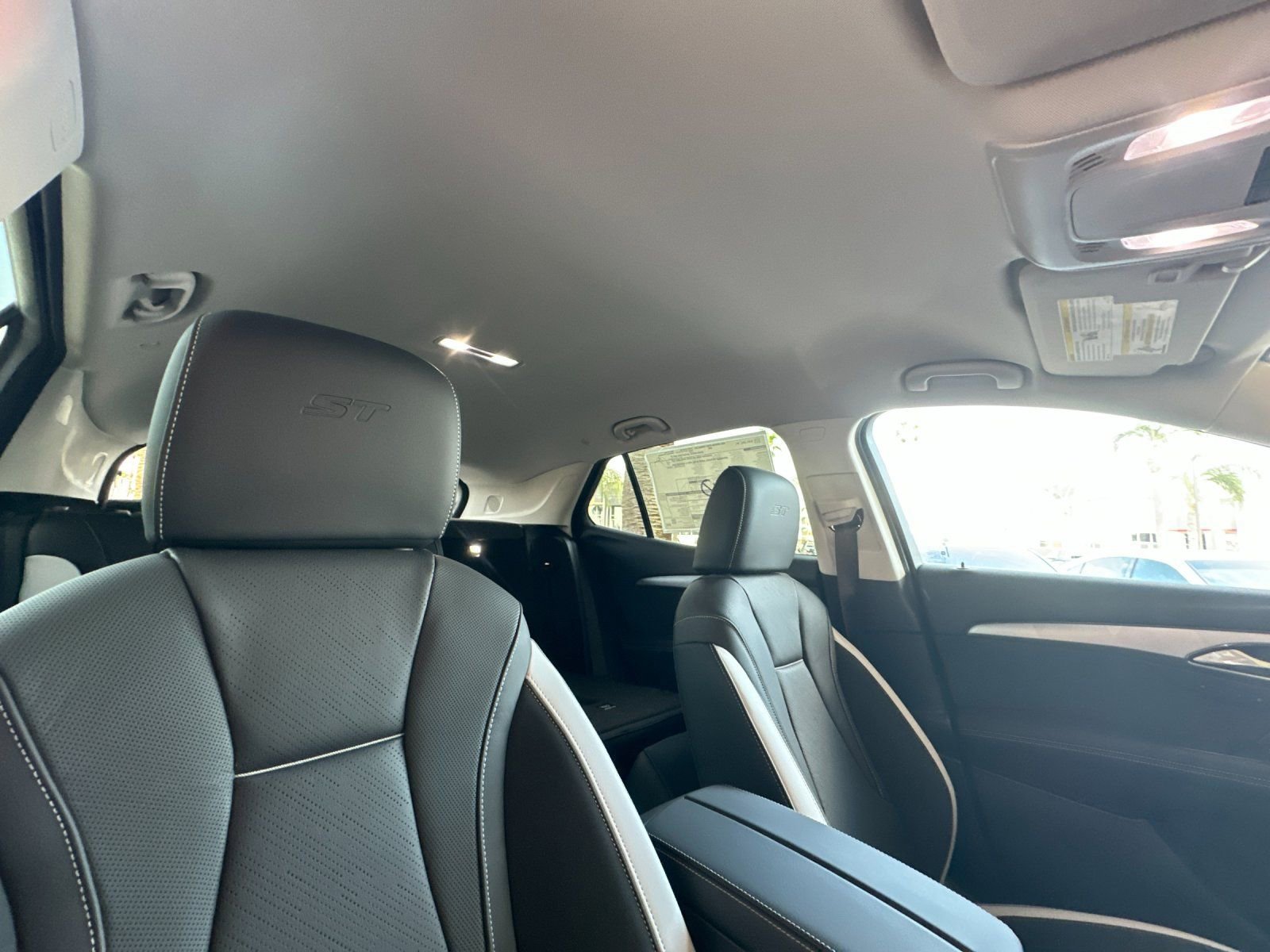 New 2025 Buick Envision Sport Touring image 17