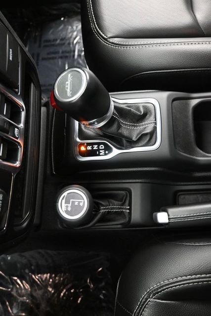 Used 2021 Jeep Gladiator Overland w/ Popular Equipment Package image 30