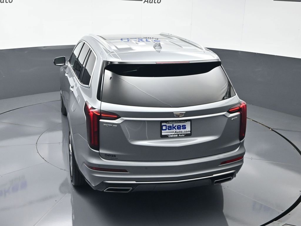 Used 2025 Cadillac XT6 Premium Luxury image 51