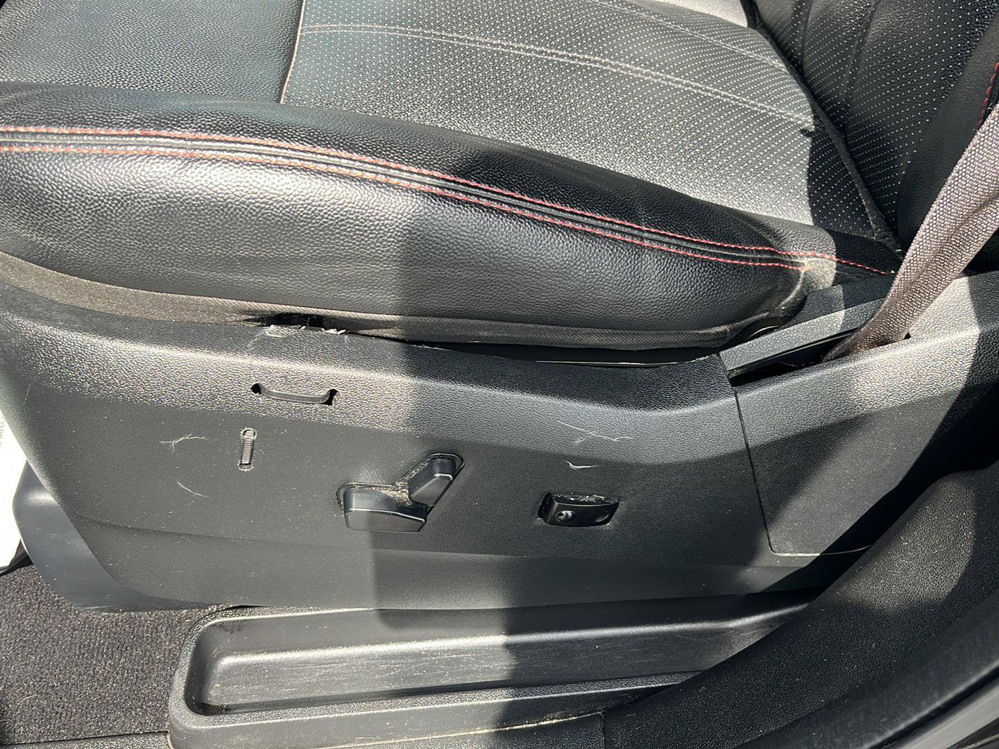 Used 2019 Dodge Grand Caravan GT image 20