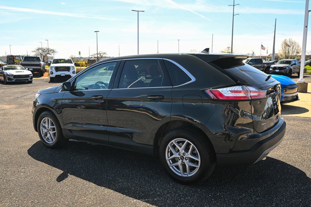 Used 2024 Ford Edge SEL w/ Convenience Package AWD/4WD image 7
