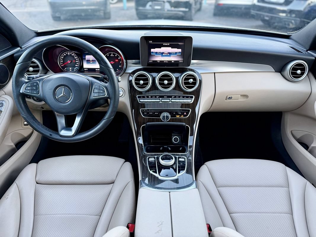 Used 2018 Mercedes-Benz C 300 4MATIC Sedan image 15