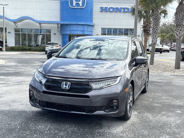 New 2026 Honda Odyssey Touring image 13
