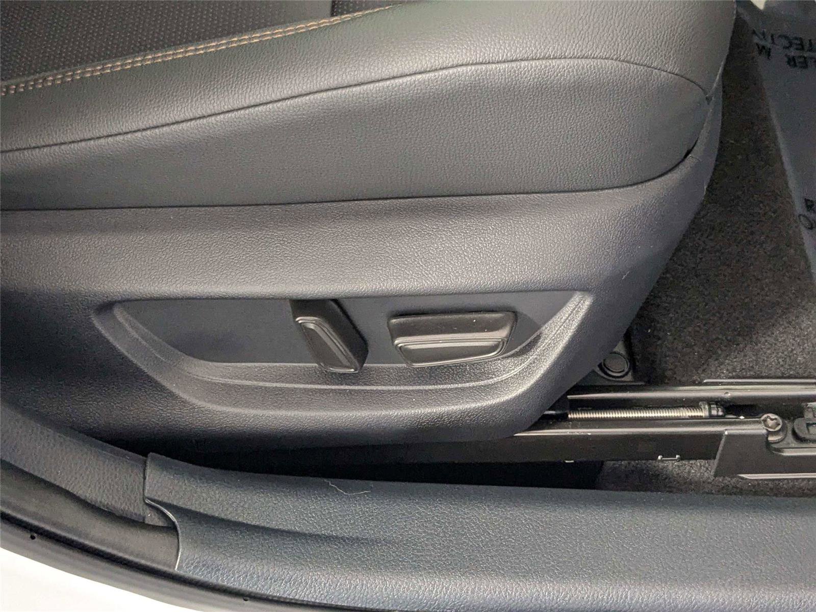 Certified 2025 Toyota Camry XLE w/ Premium Plus Package image 31