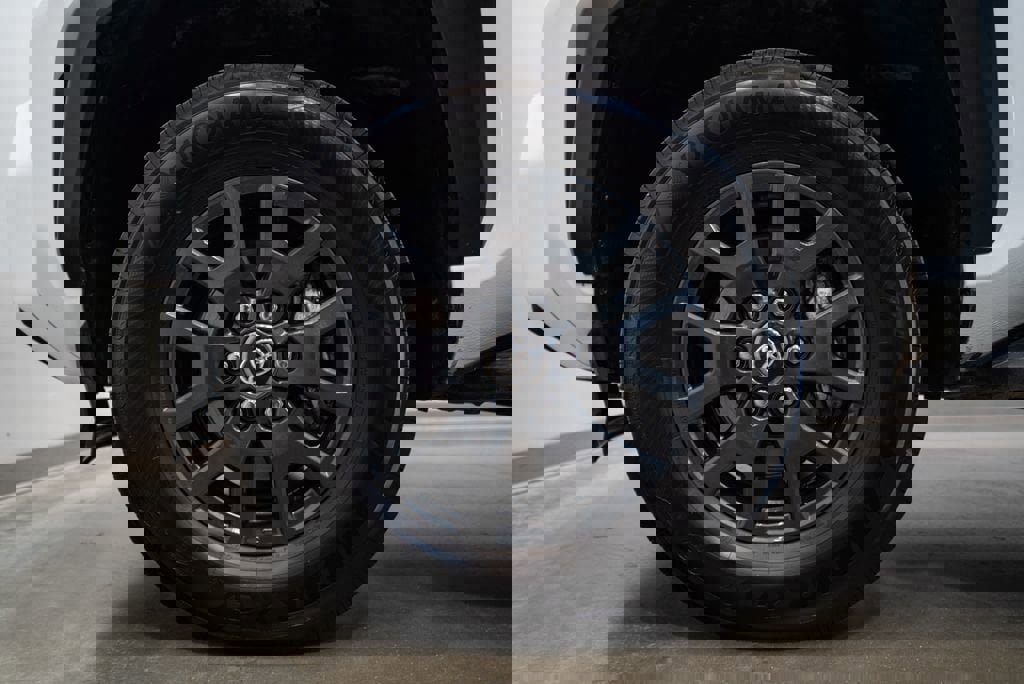 Certified 2025 Toyota 4Runner SR5 image 9