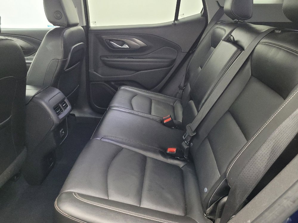 Used 2022 GMC Terrain SLT w/ Tech Package image 18