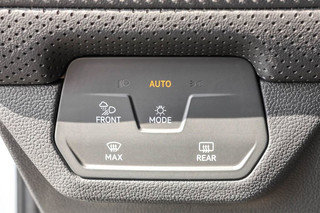 New 2026 Volkswagen Atlas Cross Sport SE AWD/4WD image 22