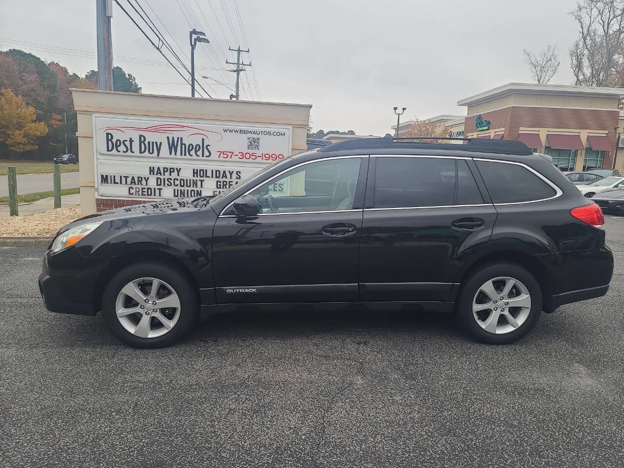 Used 2013 Subaru Outback 2.5i Premium image 4