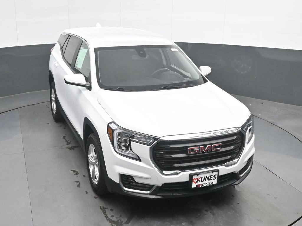 Used 2024 GMC Terrain SLE AWD/4WD image 33