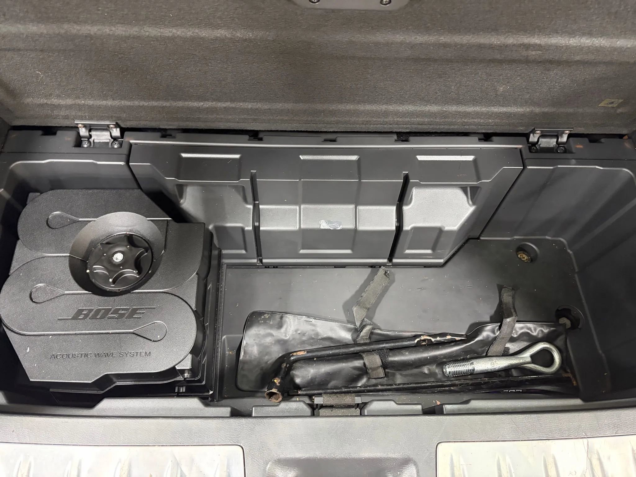 Used 2013 INFINITI JX35 AWD w/ Premium Pkg image 26