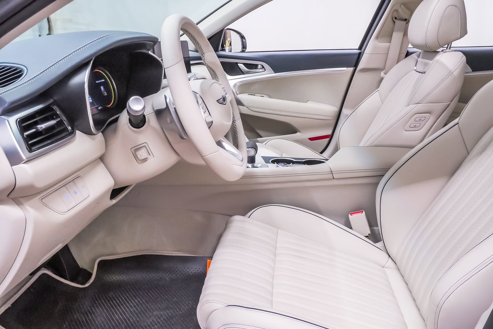 Certified 2026 Genesis G70 2.5T Prestige image 9