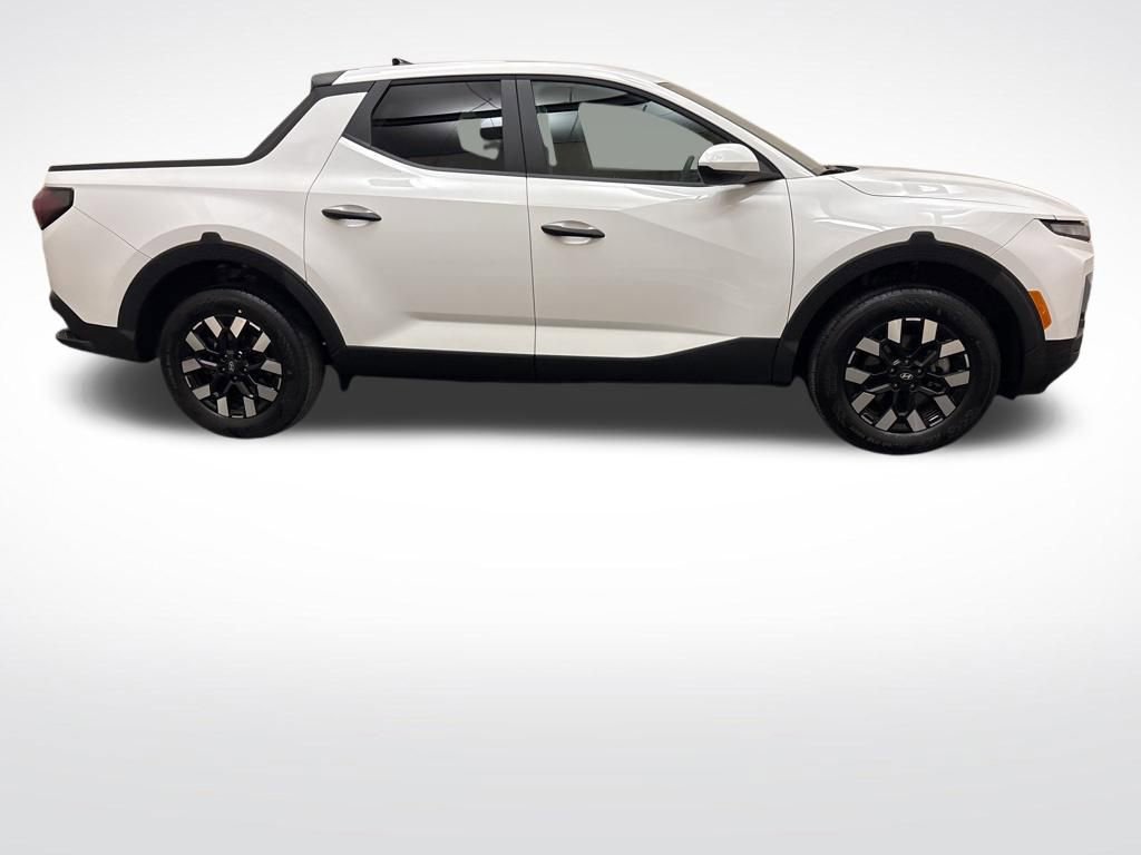 Certified 2026 Hyundai Santa Cruz SE image 4