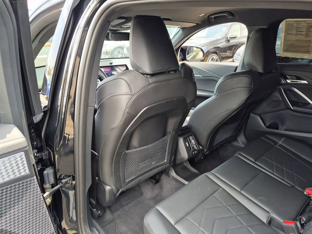 Used 2024 BMW X2 M35i AWD/4WD image 34